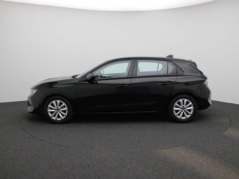 Occasion Opel Astra 110 PK (80 kW) 2023 Zwart Hatchback