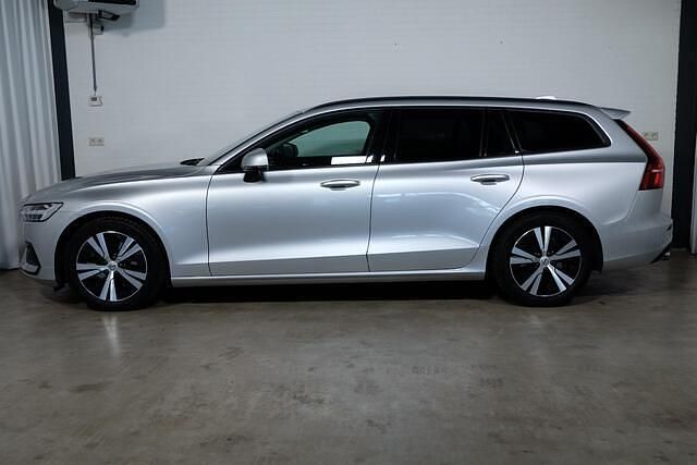 Occasion Volvo V60 Momentum 163 PK (119 kW) 2021 Grijs Stationwagen