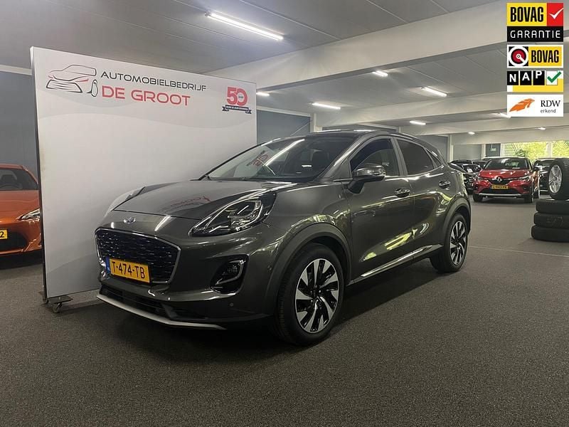 Grijs Gebruikt 2023 Ford Puma Titanium SUV | € 21.950 (Eerlijke prijs) - Afbeelding 1/4