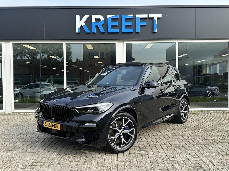 Zwart Gebruikt 2020 BMW X5 Executive SUV | € 59.950 (Iets duurder) - Afbeelding 1/4