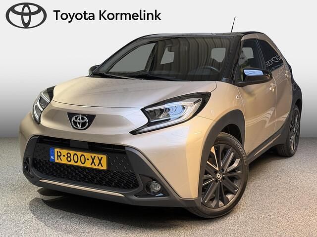 Bruin Occasion 2023 Toyota Aygo X Premium SUV | € 23.950 (Duur) - Afbeelding 1/4