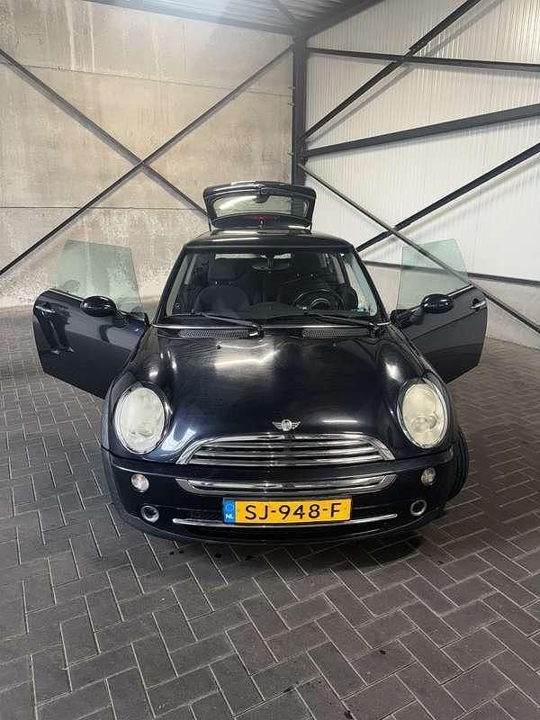 Occasion Mini ONE Pepper 90 PK (66 kW) 2005 Zwart Hatchback