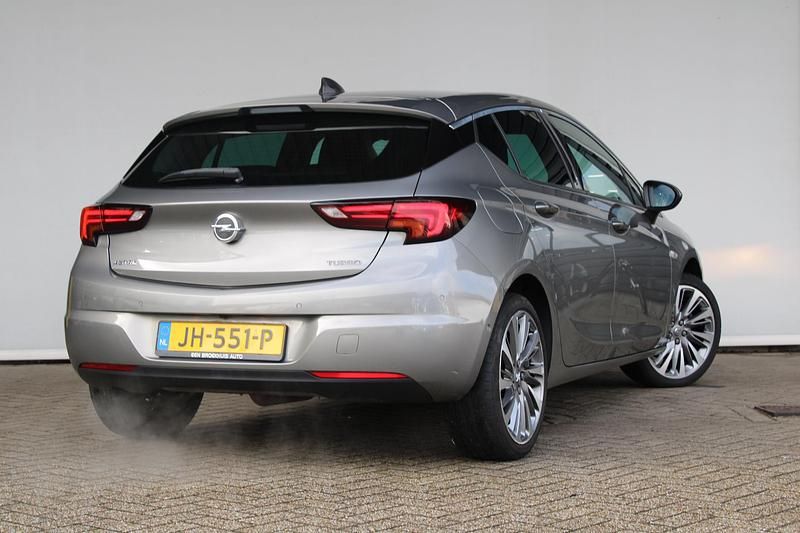 Occasion Opel Astra Innovation 2016 Bruin Hatchback