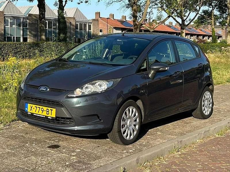 Grijs Gebruikt 2011 Ford Fiesta Trend Hatchback | € 3.800 (Goede deal) - Afbeelding 1/4