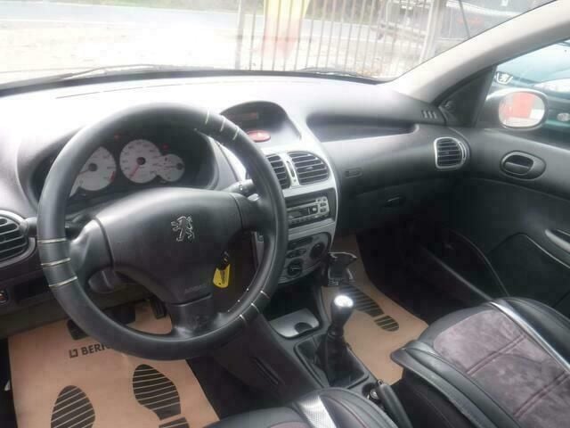 Occasion Peugeot 206 75 PK (55 kW) 2003 Grijs Sedan
