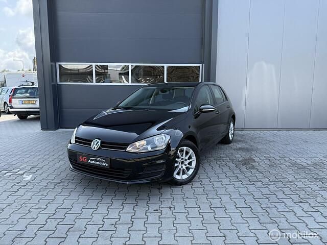 Zwart Gebruikt 2014 VW Golf VII Hatchback | € 7.250 (Eerlijke prijs) - Afbeelding 1/4