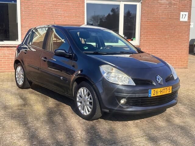 Occasion Renault Clio II Collection 75 PK (55 kW) 2009 Grijs Hatchback