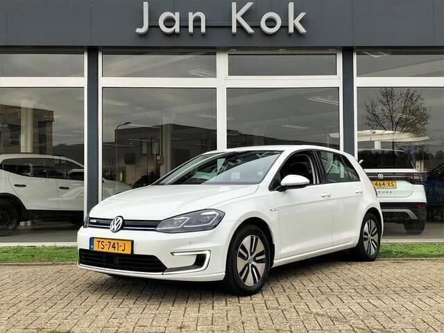 Wit Gebruikt 2018 VW e-Golf Hatchback | € 13.400 (Eerlijke prijs) - Afbeelding 1/4