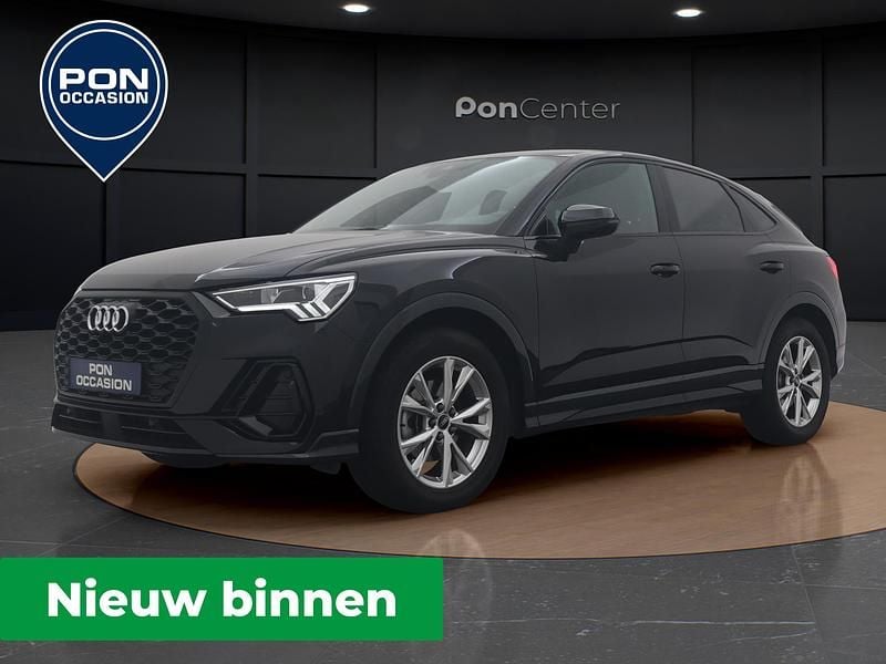 Zwart Gebruikt 2022 Audi Q3 SUV | € 37.950 - Afbeelding 1/3