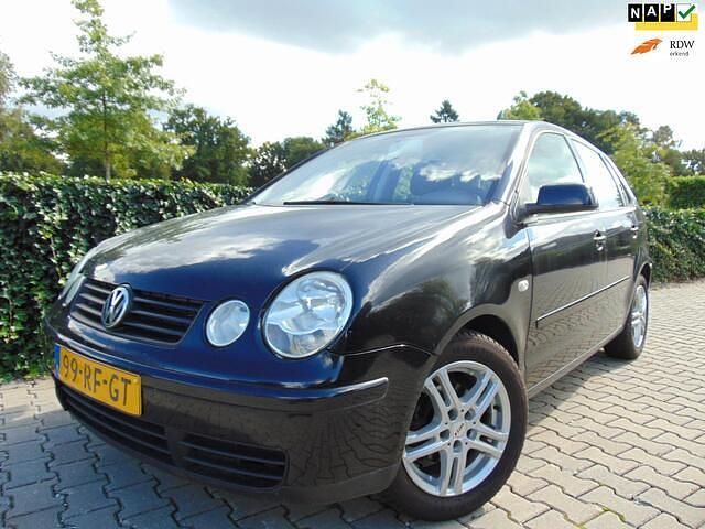Zwart Gebruikt 2005 VW Polo Hatchback | € 1.400 (Eerlijke prijs) - Afbeelding 1/4