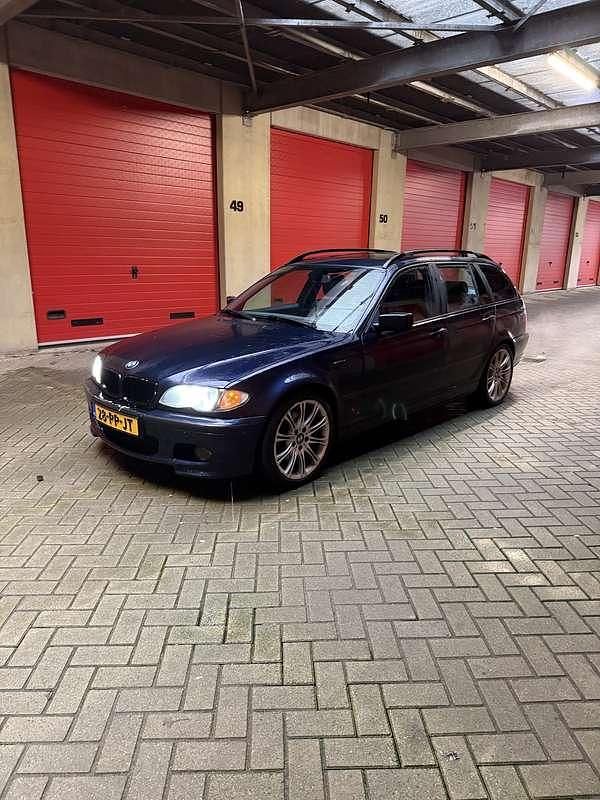 Blauw Occasion 2004 BMW 320 Stationwagen | € 1.100 (Goede deal) - Afbeelding 1/4