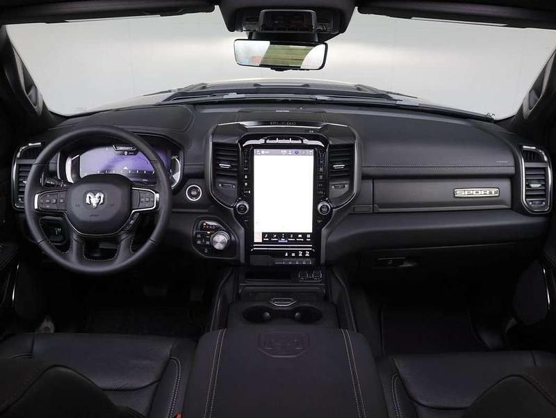 Occasion Dodge Ram 401 PK (294 kW) 2024 Grijs Pickup