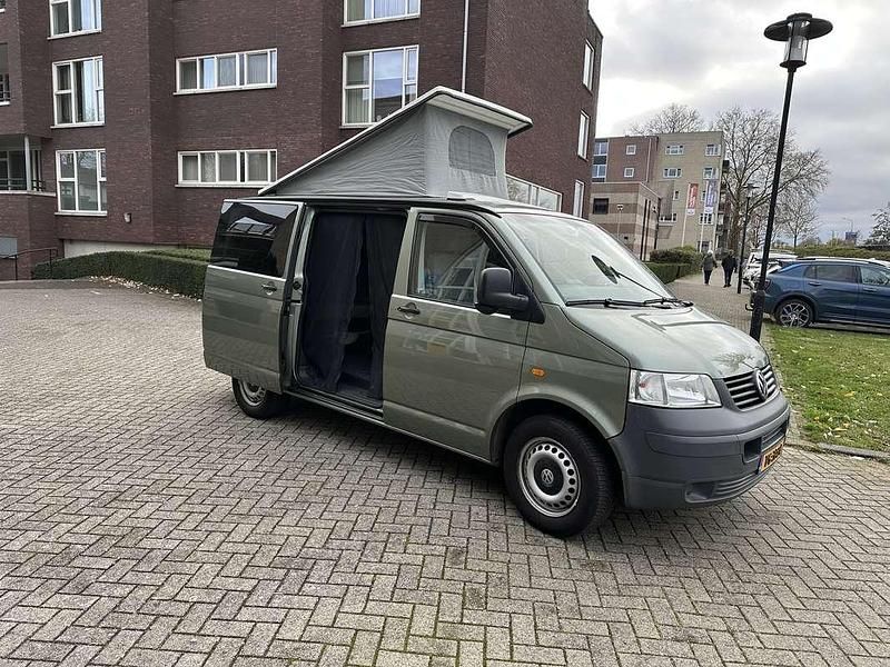 Groen Occasion 2005 VW T5 Van | € 14.950 - Afbeelding 1/4