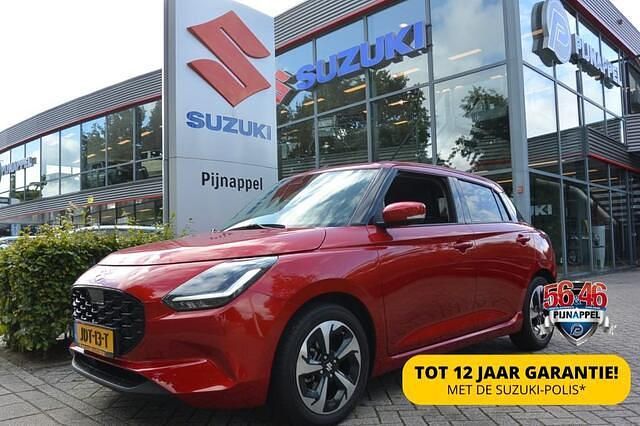 Rood, metallic lak Gebruikt 2025 Suzuki Swift Style Hatchback | € 24.950 (Duur) - Afbeelding 1/4