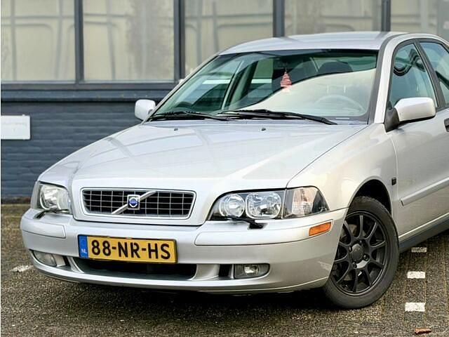 Occasion Volvo S40 123 PK (90 kW) 2004 Grijs Sedan