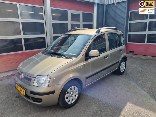 Beige Gebruikt 2011 Fiat Panda Hatchback | € 3.950 (Iets duurder) - Afbeelding 1/4