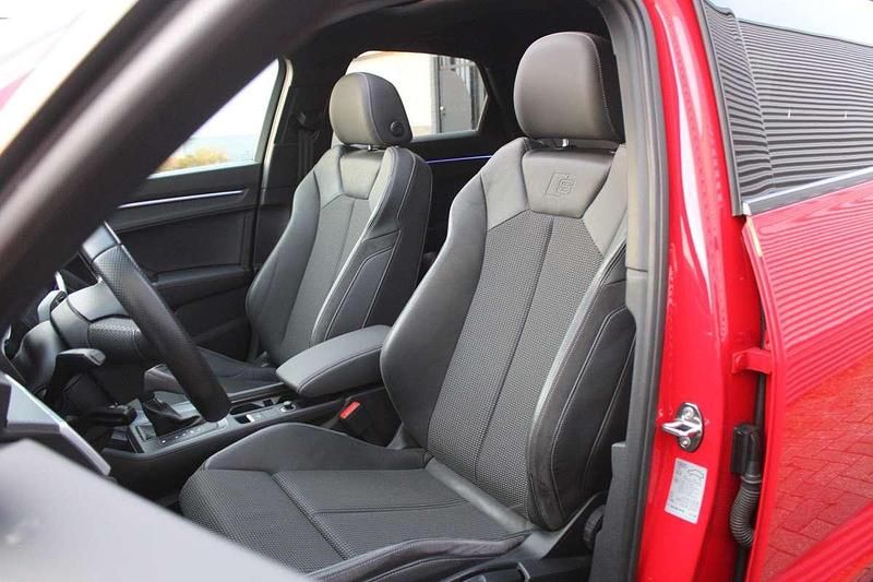 Occasion Audi Q3 Sportback S-Line 150 PK (110 kW) 2020 Rood (metallic) SUV