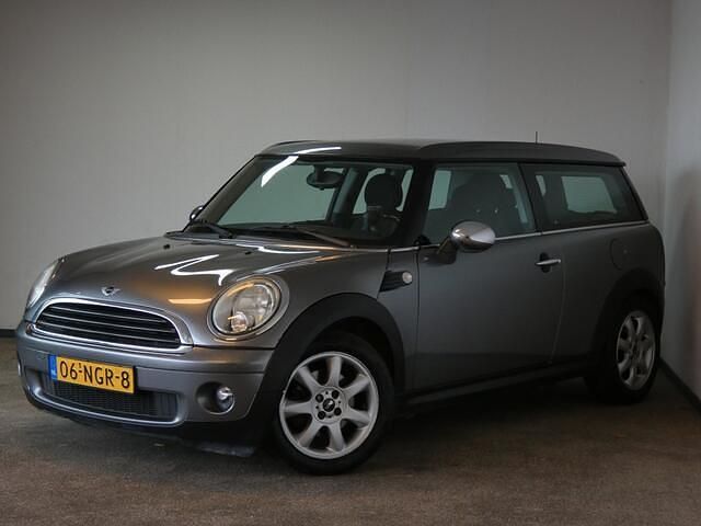 Grijs Occasion 2010 Mini One Clubman Stationwagen | € 3.750 (Eerlijke prijs) - Afbeelding 1/4