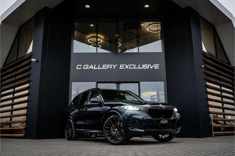 Zwart Gebruikt 2023 BMW X5 M Sport SUV | € 77.895 (Super prijs) - Afbeelding 1/4