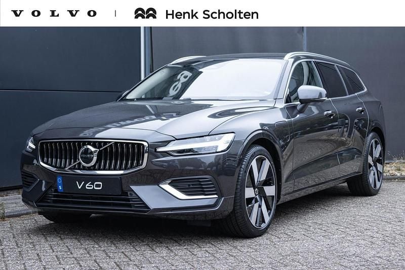 Grijs Gebruikt 2025 Volvo V60 Stationwagen | € 44.950 (Super prijs) - Afbeelding 1/4