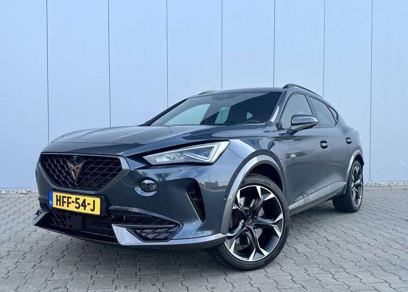 Grijs, metallic lak Gebruikt 2024 Cupra Formentor VZ2 SUV | € 34.990 (Duur) - Afbeelding 1/4