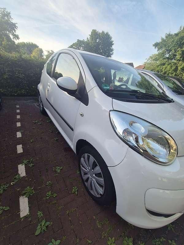 Wit Gebruikt 2009 Citroën C1 Hatchback | € 2.150 (Duur) - Afbeelding 1/4