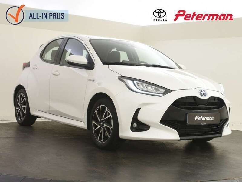 Wit Gebruikt 2020 Toyota Yaris Hybrid Hatchback | € 19.499 (Eerlijke prijs) - Afbeelding 1/4