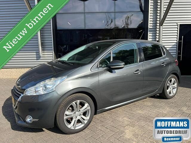 Grijs Gebruikt 2015 Peugeot 208 Allure Hatchback | € 6.950 (Goede deal) - Afbeelding 1/4