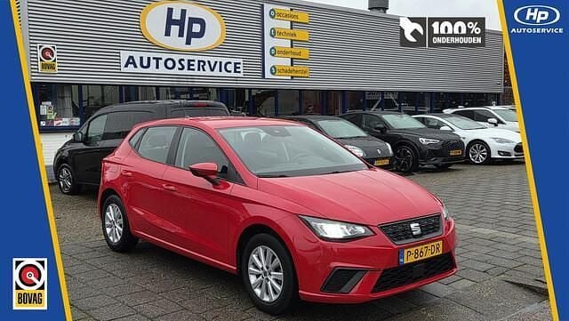 Rood Occasion 2022 Seat Ibiza Style Hatchback | € 15.000 (Eerlijke prijs) - Afbeelding 1/4