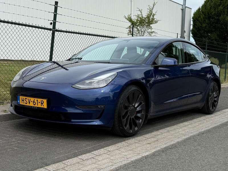 Blauw Gebruikt 2021 Tesla Model 3 Performance Sedan | € 28.495 (Super prijs) - Afbeelding 1/3