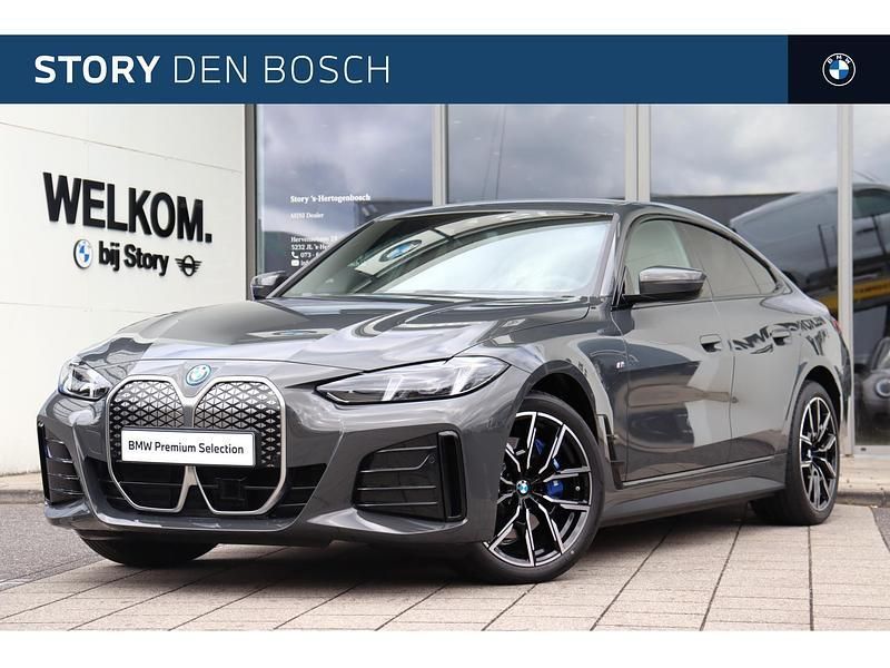Grijs Gebruikt 2025 BMW i4 M Sport Sedan | € 62.950 - Afbeelding 1/2