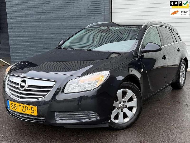Zwart Gebruikt 2012 Opel Insignia Business Stationwagen | € 3.245 (Goede deal) - Afbeelding 1/4