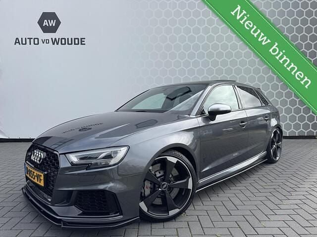 Grijs (metallic) Occasion 2017 Audi RS3 S-Line Sedan | € 37.950 (Eerlijke prijs) - Afbeelding 1/4