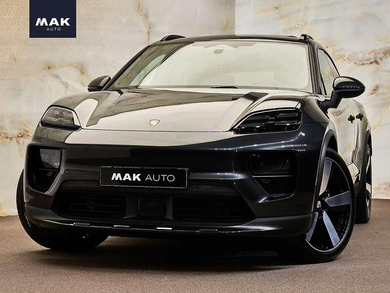 Grijs Gebruikt 2025 Porsche Macan SUV | € 86.850 - Afbeelding 1/4