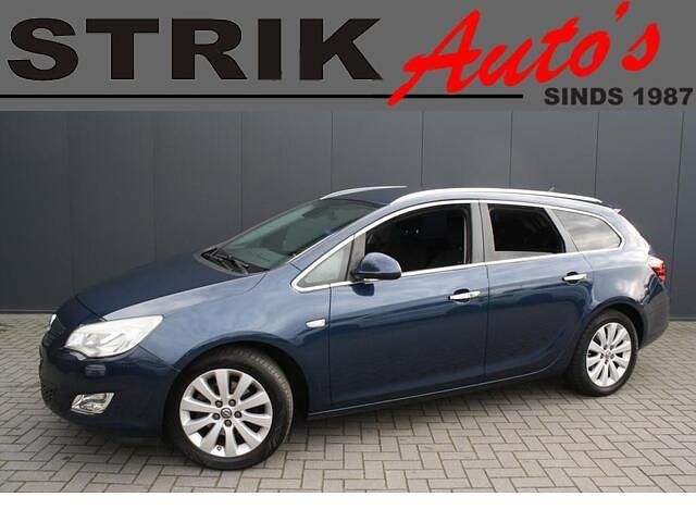 Occasion Opel Astra Cosmo 180 PK (132 kW) 2011 Blauw Stationwagen