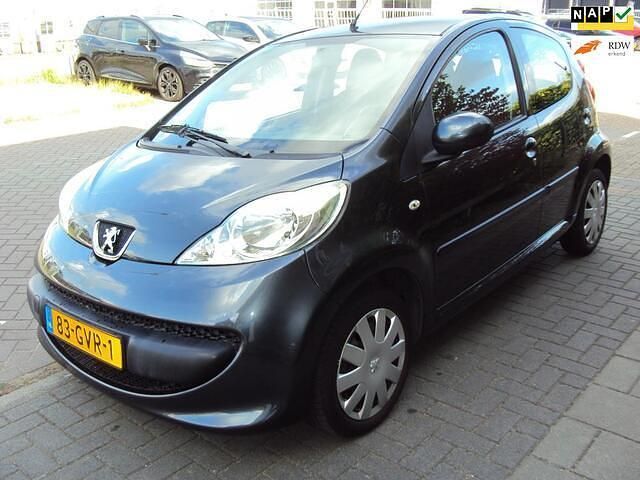 Grijs Gebruikt 2008 Peugeot 107 Hatchback | € 3.650 (Duur) - Afbeelding 1/4