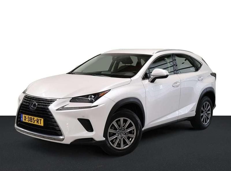 Wit, metallic lak Gebruikt 2018 Lexus NX300h SUV | € 29.950 (Super prijs) - Afbeelding 1/4