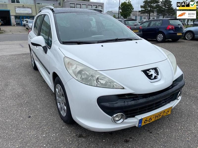 Wit Gebruikt 2008 Peugeot 207 Stationwagen | € 3.490 (Eerlijke prijs) - Afbeelding 1/4