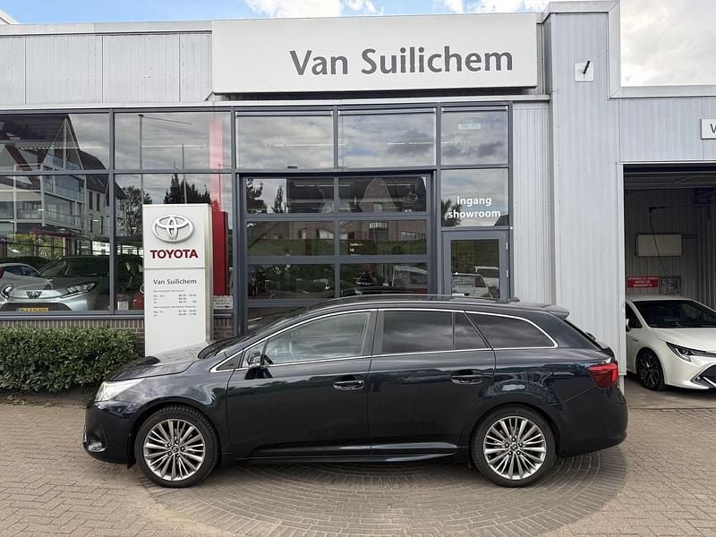 Grijs Gebruikt 2016 Toyota Avensis Stationwagen | € 15.995 (Eerlijke prijs) - Afbeelding 1/4