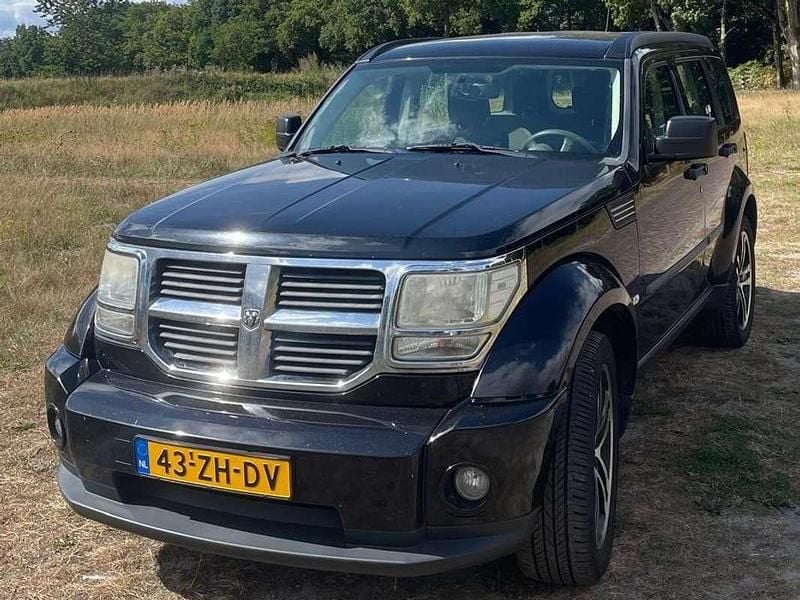 Zwart Gebruikt 2008 Dodge Nitro SE SUV | € 6.000 - Afbeelding 1/4