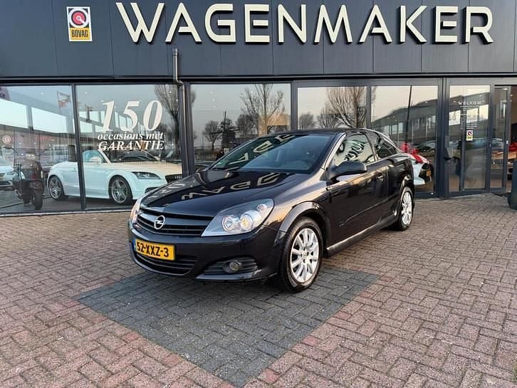 Zwart Occasion 2006 Opel Astra GTC Business Hatchback | € 1.450 (Eerlijke prijs) - Afbeelding 1/4