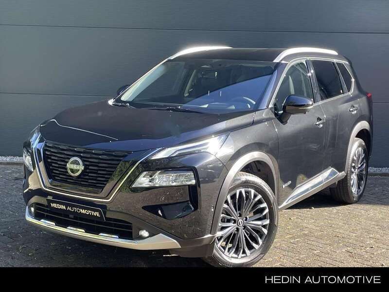 Zwart Gebruikt 2024 Nissan X-Trail Tekna SUV | € 55.950 - Afbeelding 1/4