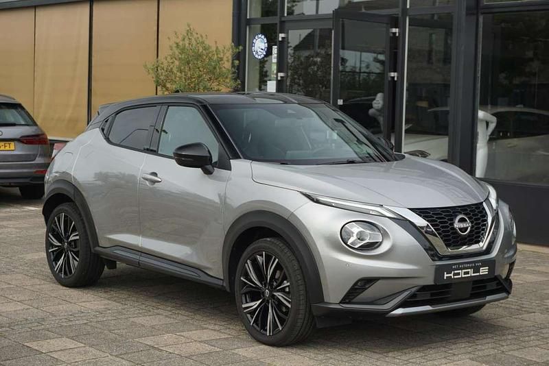 Grijs Gebruikt 2023 Nissan Juke SUV | € 24.480 - Afbeelding 1/4