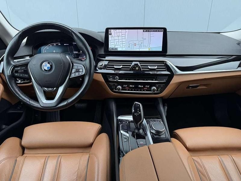 Occasion BMW 530e 184 PK (135 kW) 2022 Grijs (metallic) Stationwagen