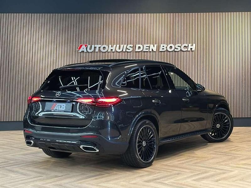 Occasion Mercedes GLC300e AMG line 313 PK (230 kW) 2023 Grijs SUV