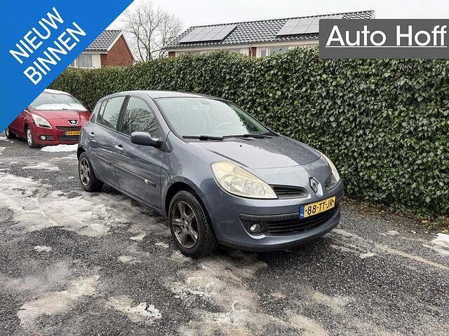Blauw Occasion 2007 Renault Clio II Hatchback | € 1.445 (Goede deal) - Afbeelding 1/4