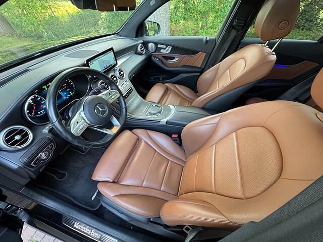 Zwart Gebruikt 2020 Mercedes GLC300 Premium Plus SUV | € 39.444 (Duur) - Afbeelding 1/4