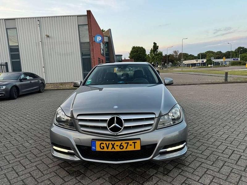 Gebruikt 2011 Mercedes C180 Avantgarde Sedan | € 11.000 (Eerlijke prijs) - Afbeelding 1/4