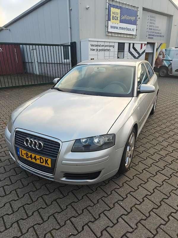 Occasion Audi A3 Attraction 116 PK (85 kW) 2006 Zilver Hatchback