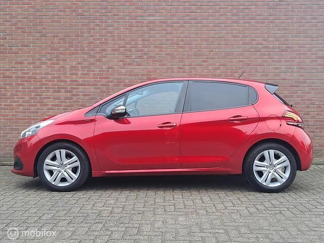 Occasion Peugeot 208 Signature Sky 83 PK (61 kW) 2019 Rood Hatchback